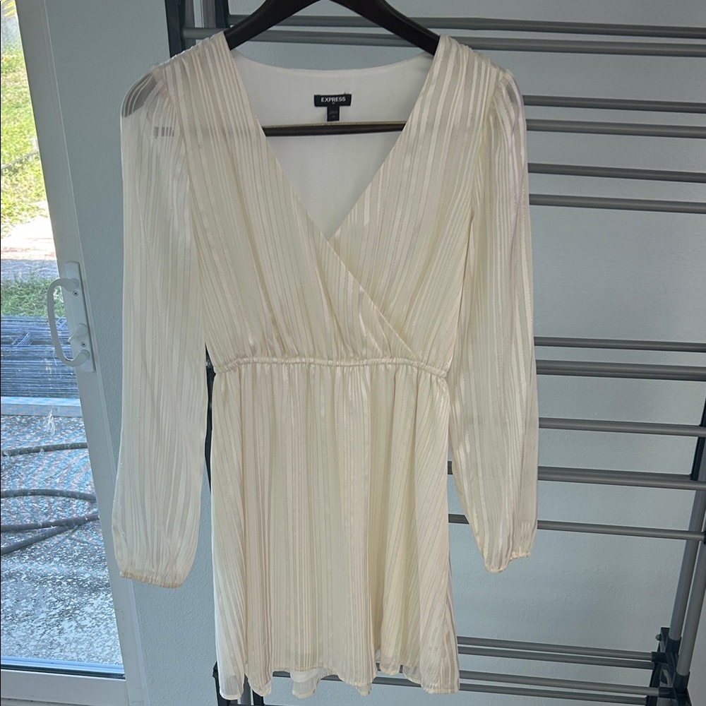 Express Cream Long-Sleeve Dress